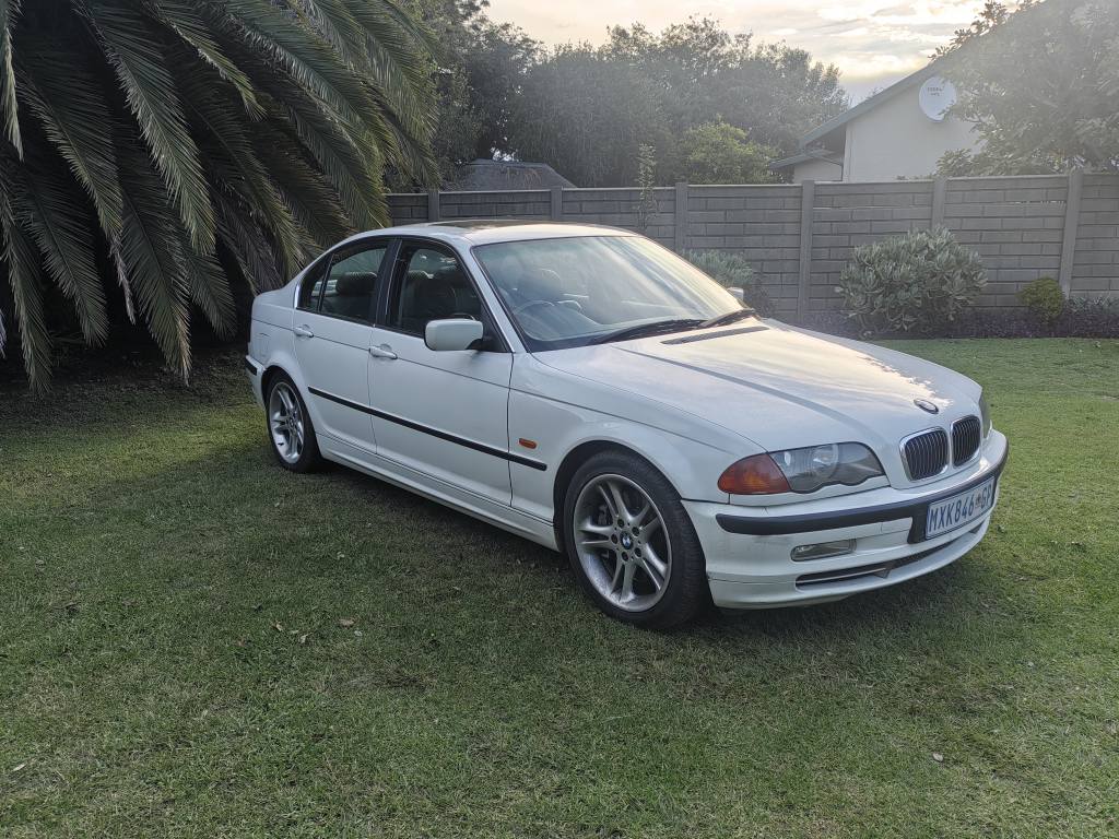 bmw 330i