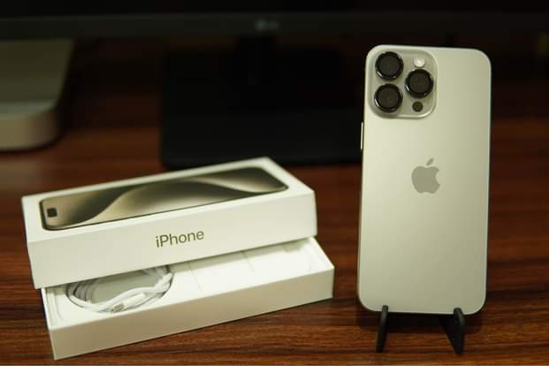 iPhone M.