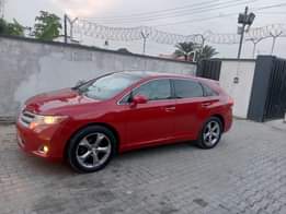A picture of Tokumbo Toyota Venza 2010 full option thumbstart with double panoramic