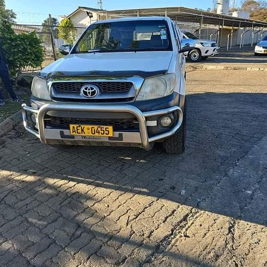 used toyota hilux