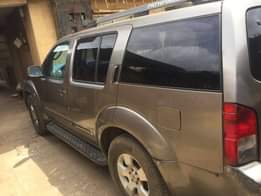 A picture of Another Banger 2007 Nissan Pathfinder first body everything is working