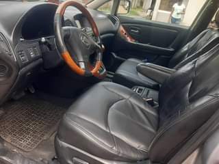 A picture of Belgium Grade 2002 Lexus Rx300 Inspected and verified