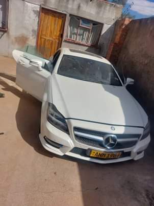 classifieds/cars mercedes