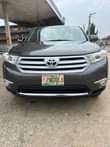A picture of CLEAN Registered 2009 Upgraded to 2013 Toyota Highlander FULL OPTION