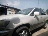 A picture of first body Rx 300 ENgine have cam noise GEAR is