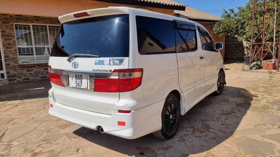 toyota alphard