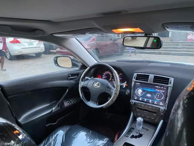 A picture of REGISTERED 2009 LEXUS IS250 AWD Thumbstart Navigation System Reverse Camera