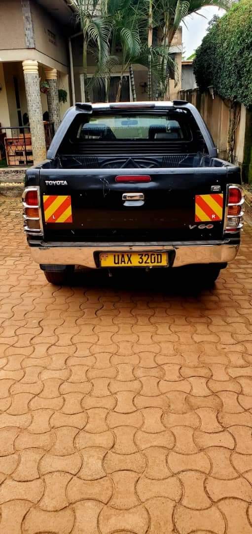 used toyota hilux