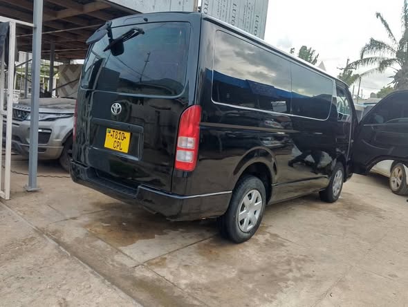 A picture of HIACE QUANTUM 0714058883