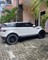A picture of DISTRESS SALE Range Rover 2014