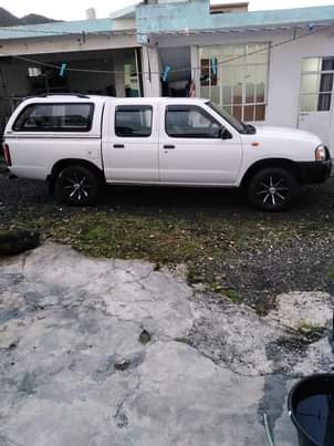 nissan navara