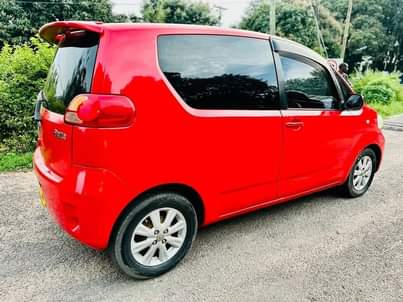 A picture of TOYOTA PORTE FOR SELL 7M SO PLSEEEE CALL SMS WATSAP
