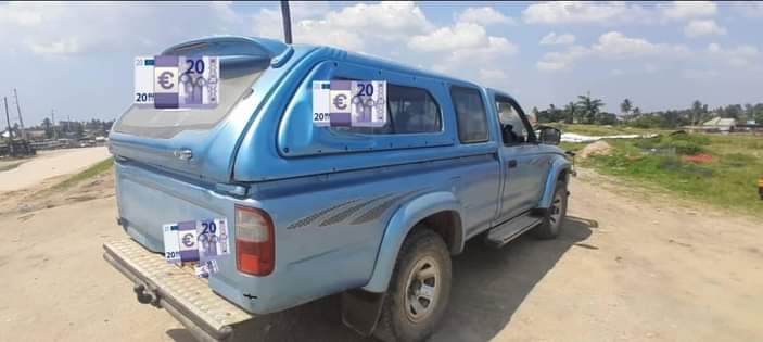 A picture of Inauzwaa Toyota Hilux Tsh 35M For sale Toyota Hilux U