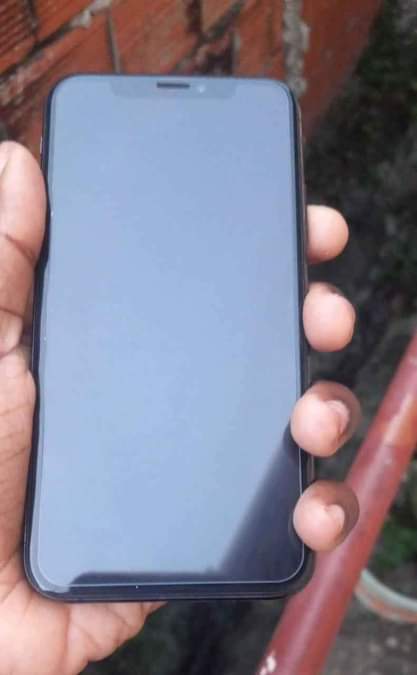 iPhone M.