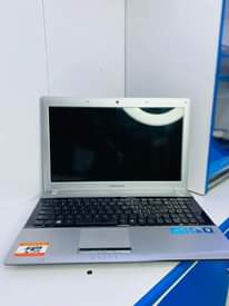 A picture of Samsung rv411