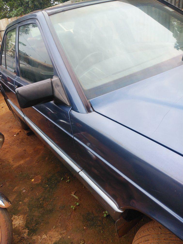 A picture of 2000 Germany benz