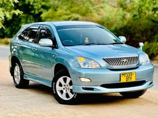 A picture of TOYOTA HARRIER NEW MODEL GOOD NEW FOR SELL 24.5M OR