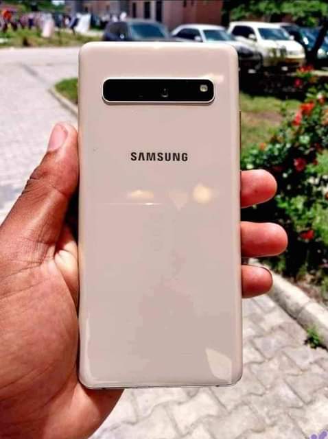 samsung s10