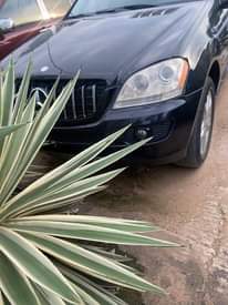 A picture of Mercedes Benz ML 350 4matic