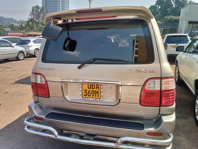 A picture of TOYOTA LANDCRUISER