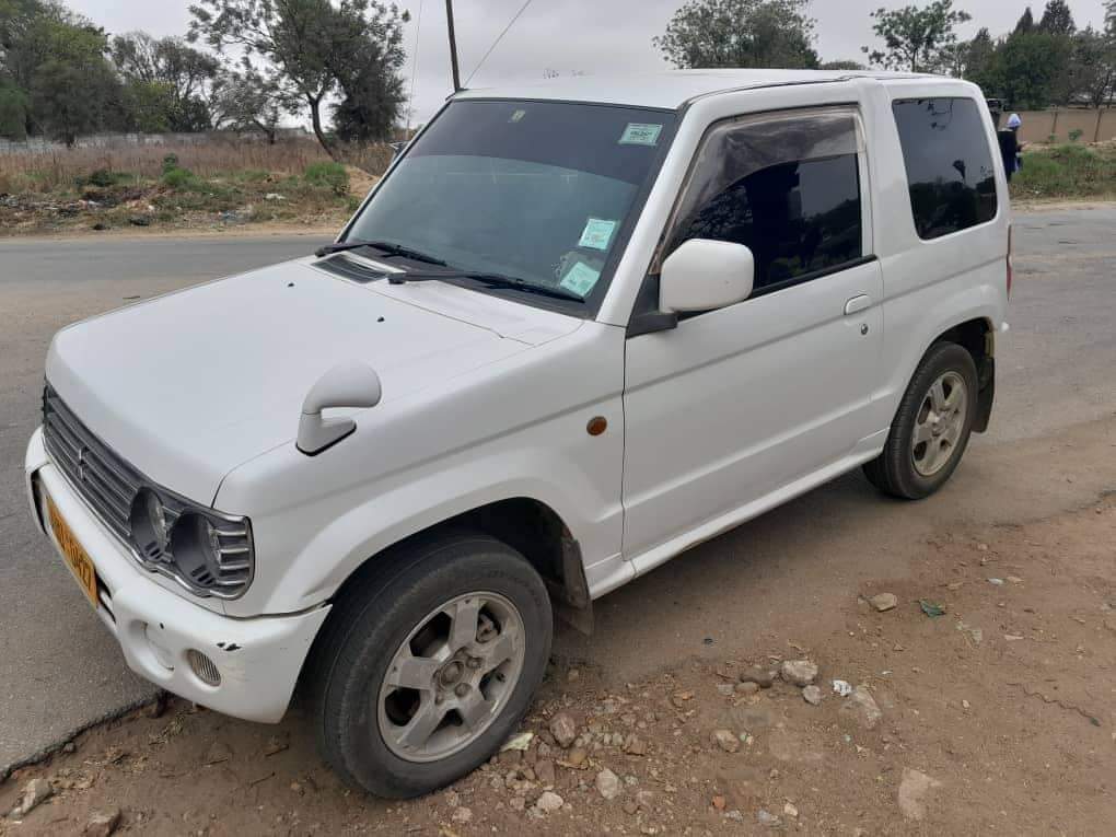 used mitsubishi pajero