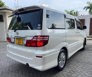 A picture of Toyota alphard