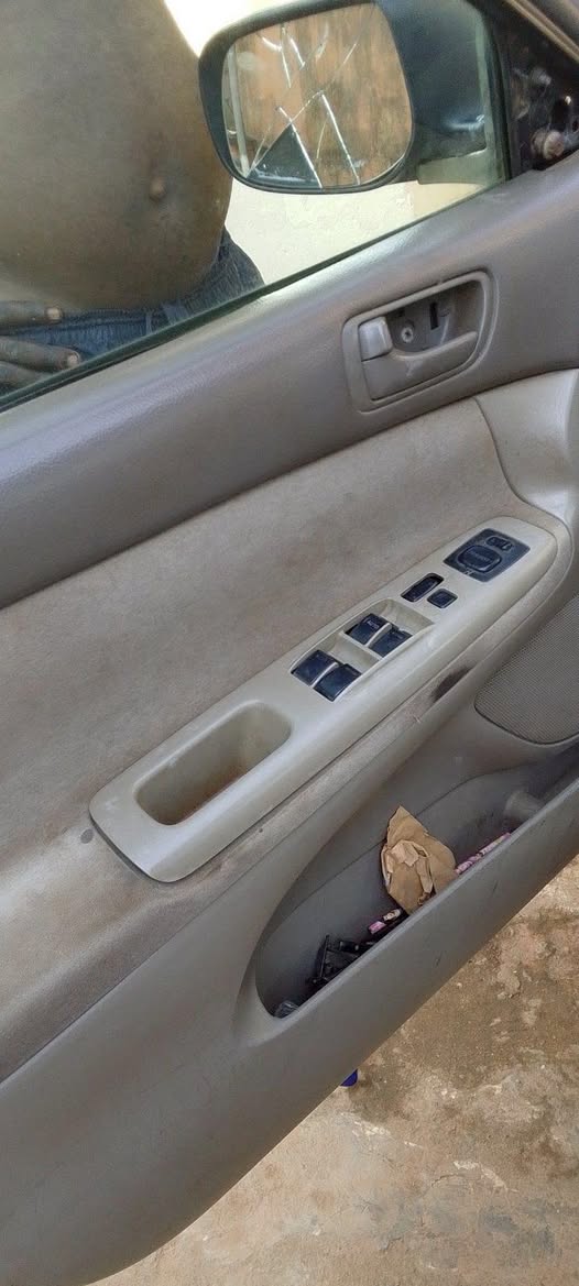 A picture of Toyota Camry V6 engine engine gear working perfect 3m