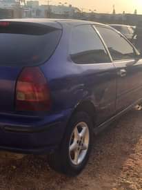 A picture of Civic manual transmission