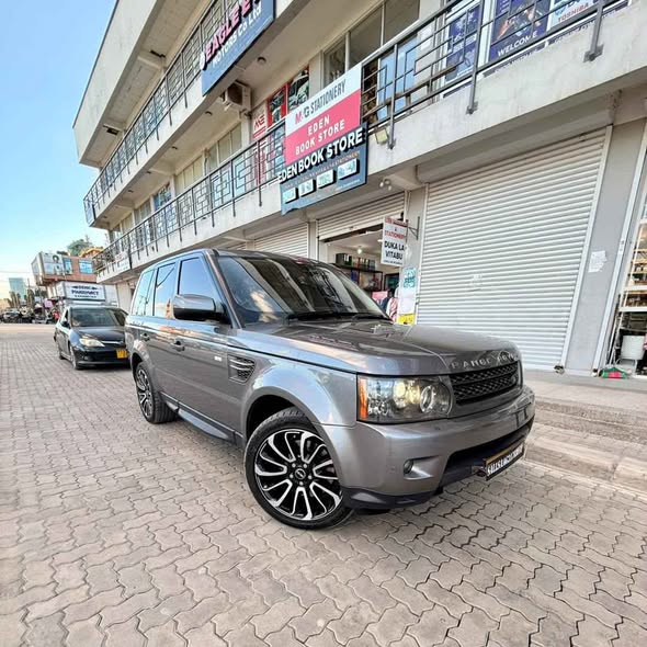 A picture of RANGE ROVER SOPRT