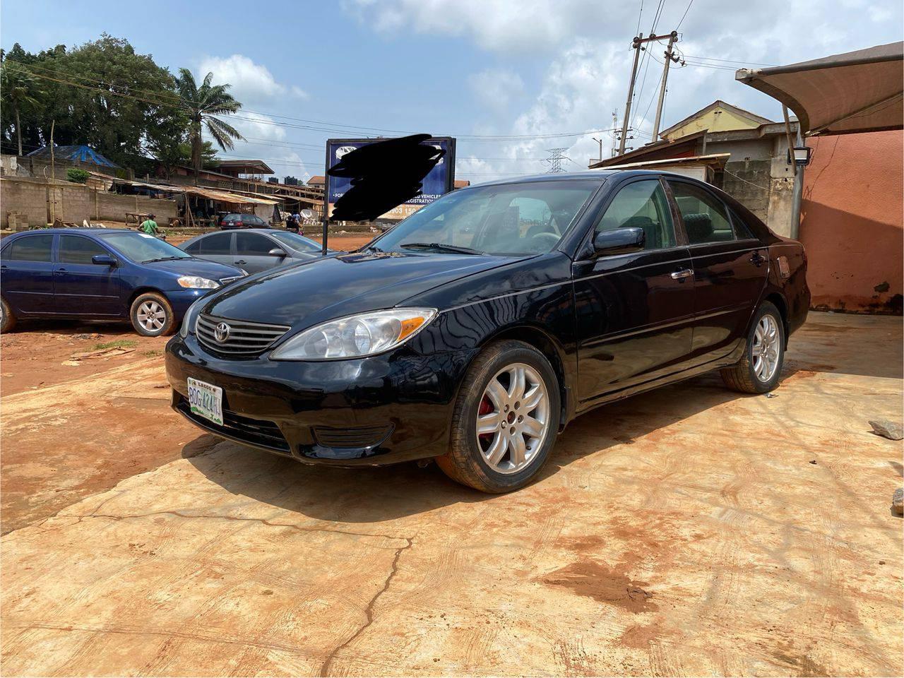 A picture of Toyota Camry 2005