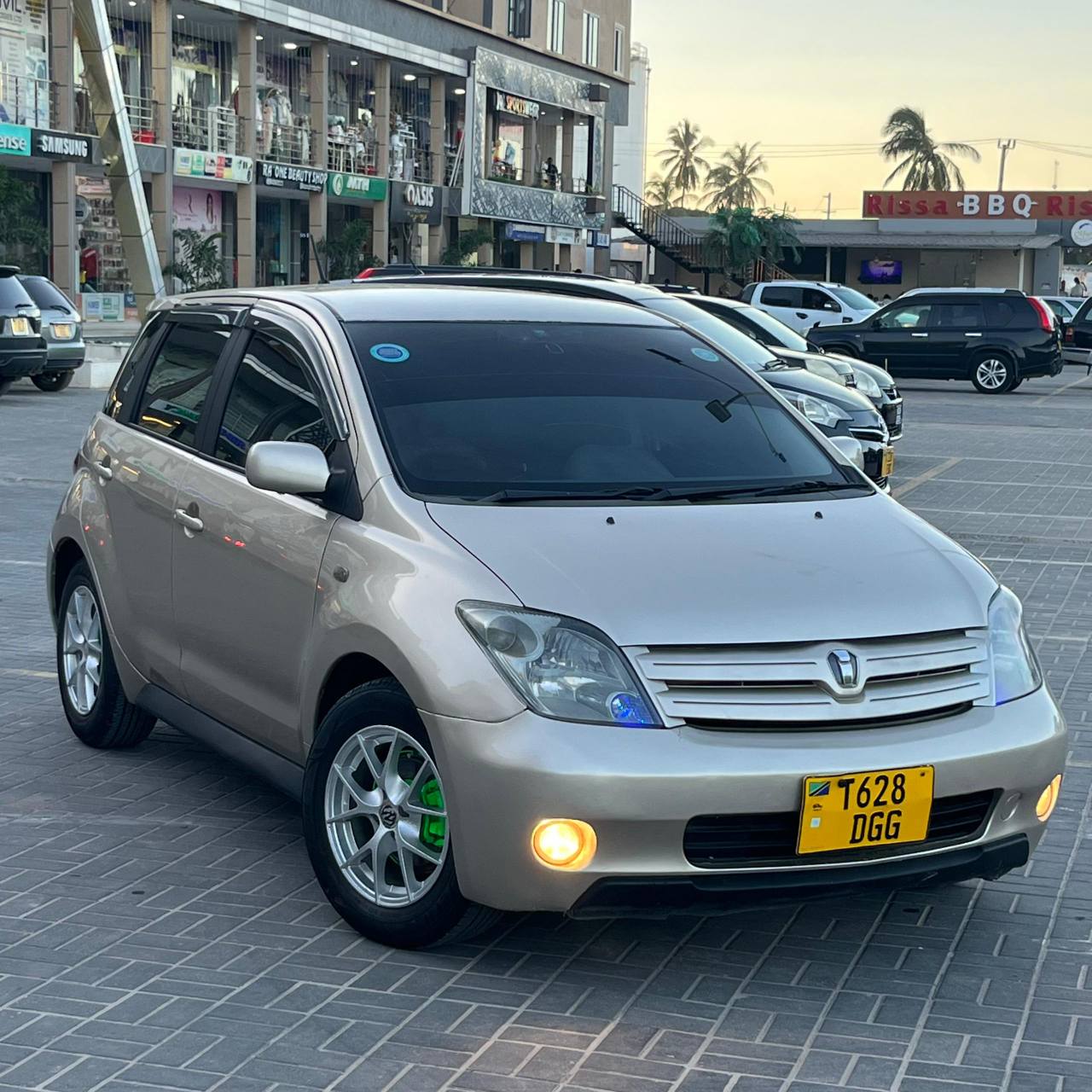 A picture of CAR FOR SALE