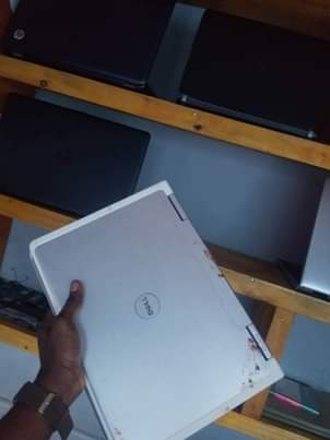 A picture of DELL INSPIRON LAPTOP
