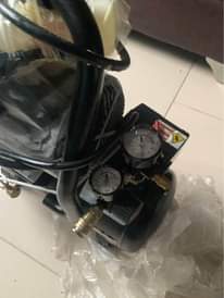 A picture of Excellent PSI 35 Air Pressure machine Electric used Brand new