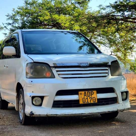 used toyota noah