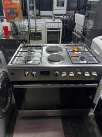 A picture of Jiko kubwaa la plate 6 Umeme 2 Gass 4 Bei