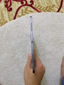 A picture of Apple ipad pro 11 inch 256gb with face id