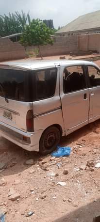 A picture of Moni bus