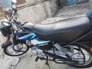 A picture of Tvs star black 125 Tsh 1 600 000