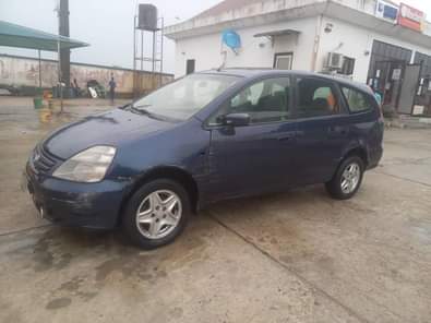 A picture of Honda Stream 2003 Sound engine and gear AC 7 Seaters
