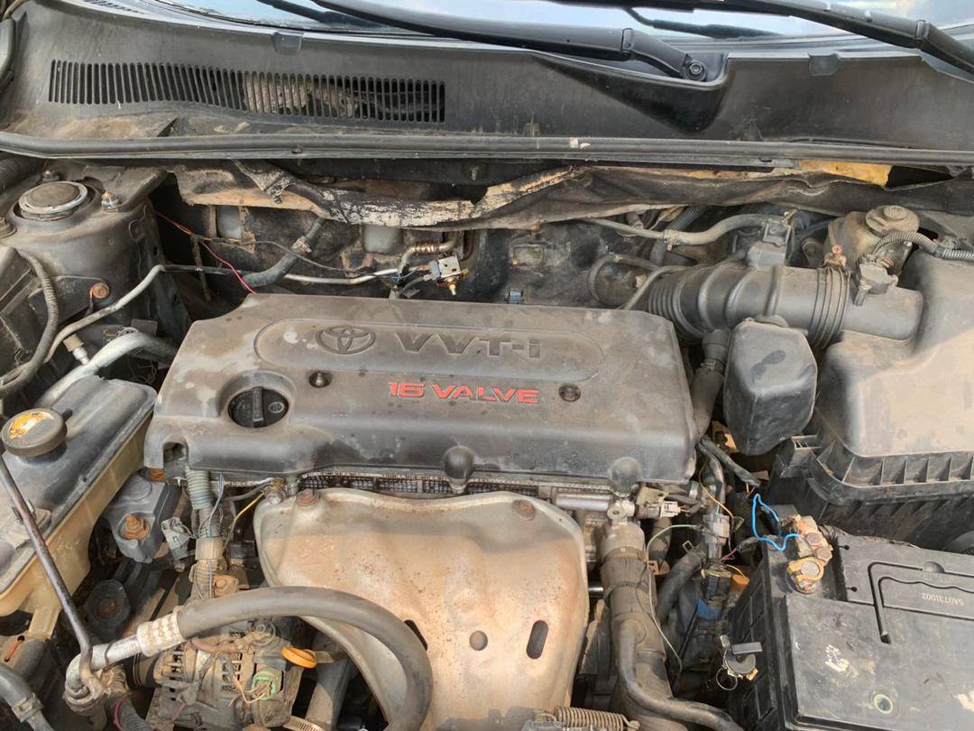 A picture of Toyota RAV4 2008