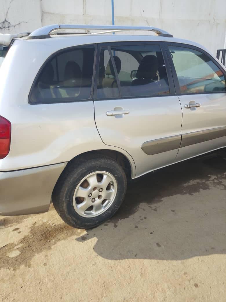 A picture of 2006 Toyota Rav4