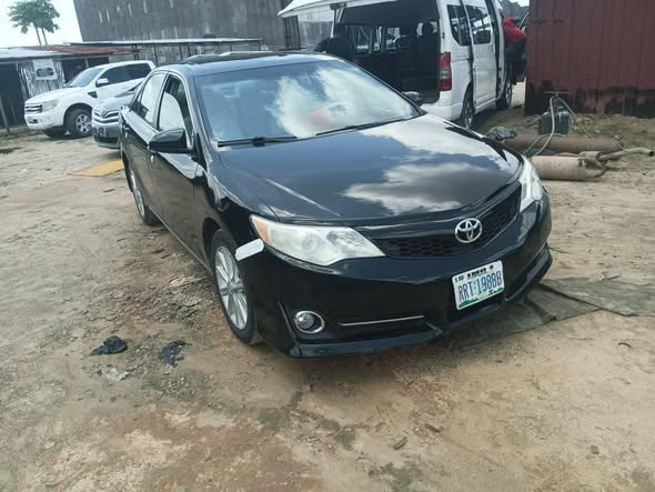 A picture of Toyota Camry 2013