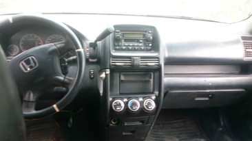 A picture of Honda CR V 04 model