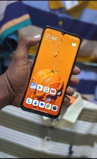 A picture of REDMI 13C 128GB RAM 6 220 000 TU