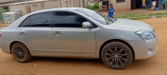 A picture of Toyota primio