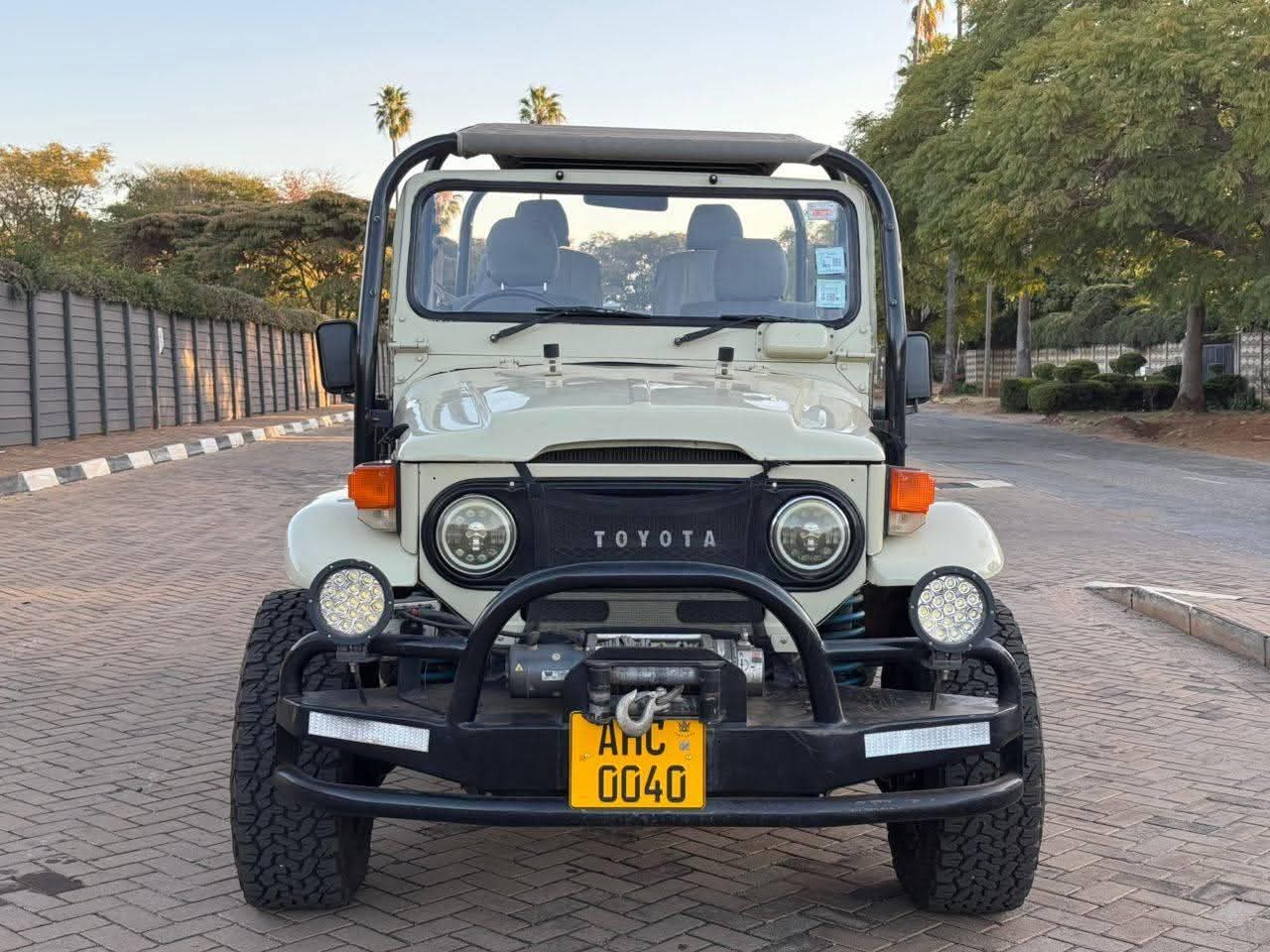 classifieds/cars toyota