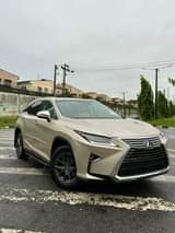 A picture of RX 350 2018 toks clean title no single accident
