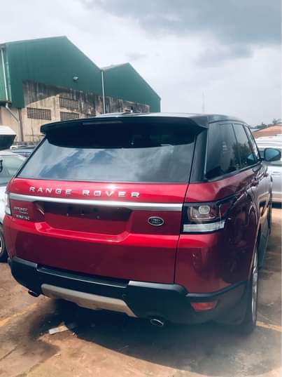 A picture of Range Rover Sport 2016