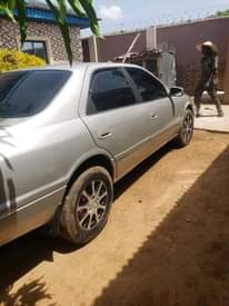 A picture of 2000 Toyota Camry
