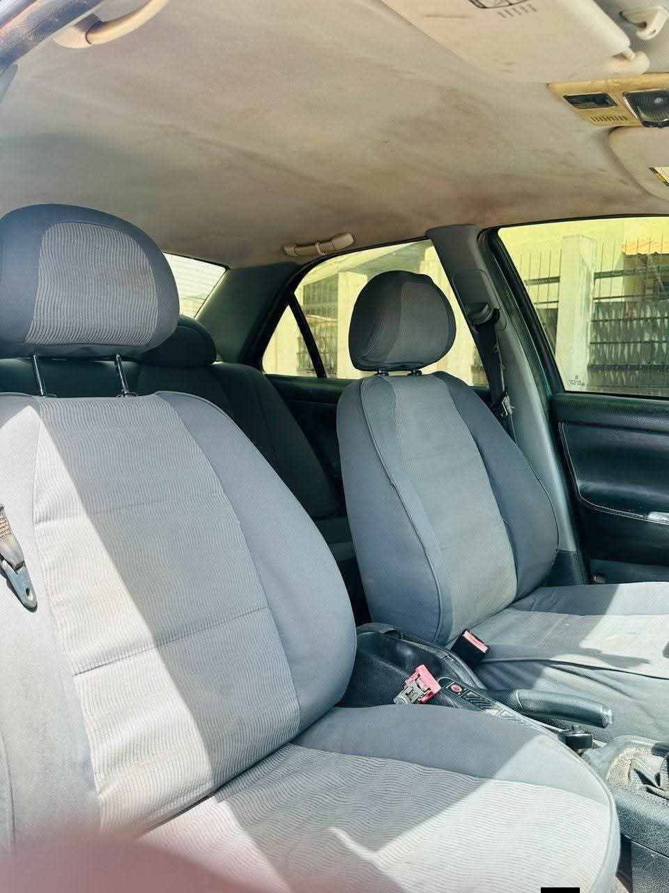 A picture of Peugeot 406